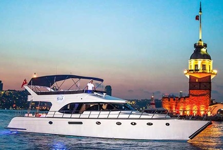 Daily tours private yacht